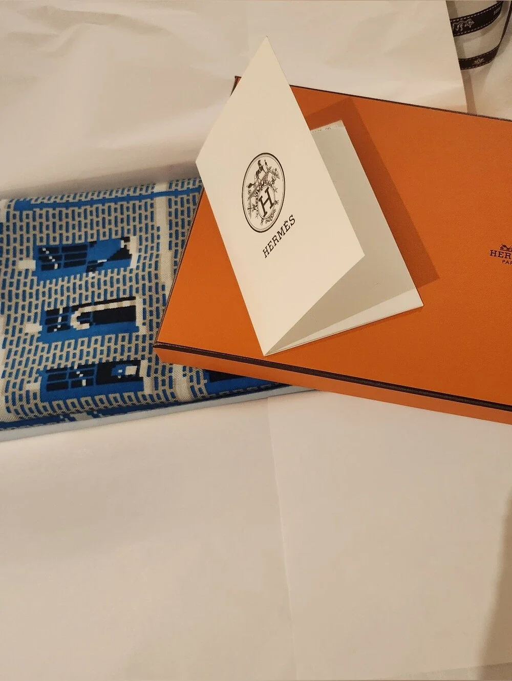 Hermes Madison Party Scarf 100 Cashmere Blend, Minecraft Pattern, Blue NWT
